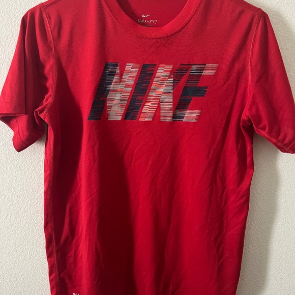 Dri-Fit Nike Shirt - Picture 1 of 2